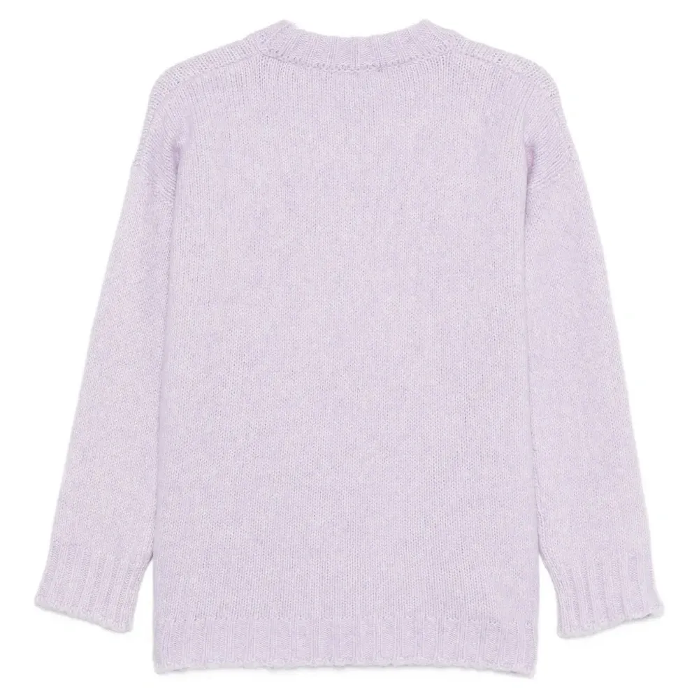 Свитер с круглым вырезом