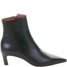 Сапоги из наппы с заострённым носком