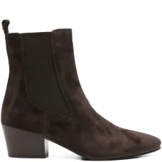 Ботинки с заострённым носком и эластичными вставками