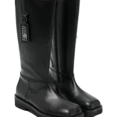 Ботинки с асимметричным носком Ботинки с асимметричным носком