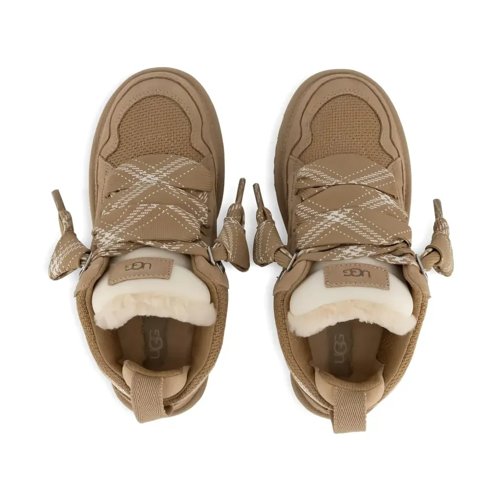 Замшевые кроссовки Lowmel на шнуровке