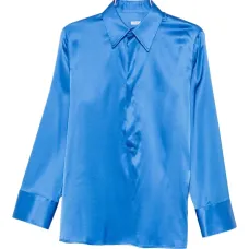 Блузка с воротником-пойнт