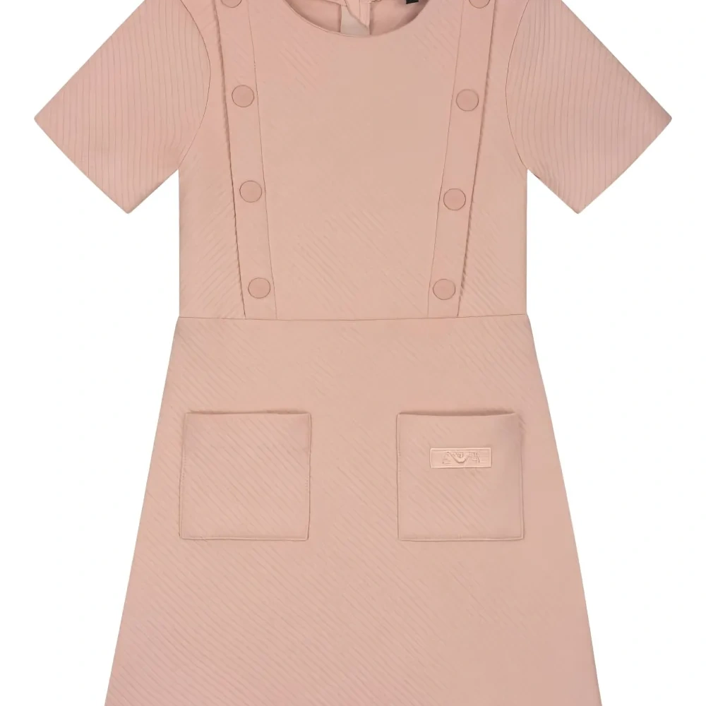 Платье с пуговицами