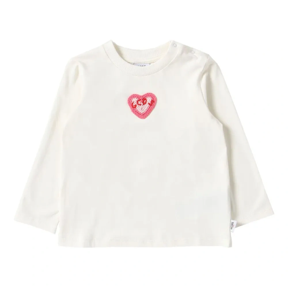 Лонгслив с сердечком, связанный крючком