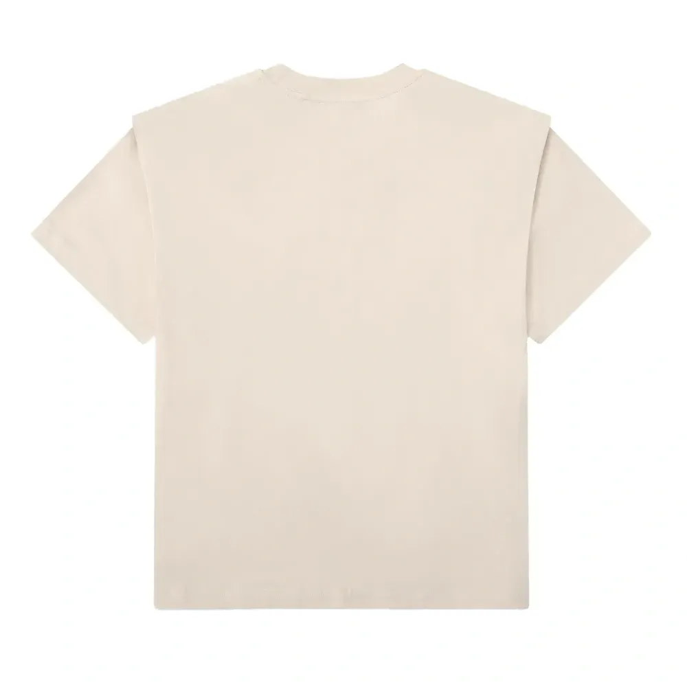 Футболка с приспущенными плечами