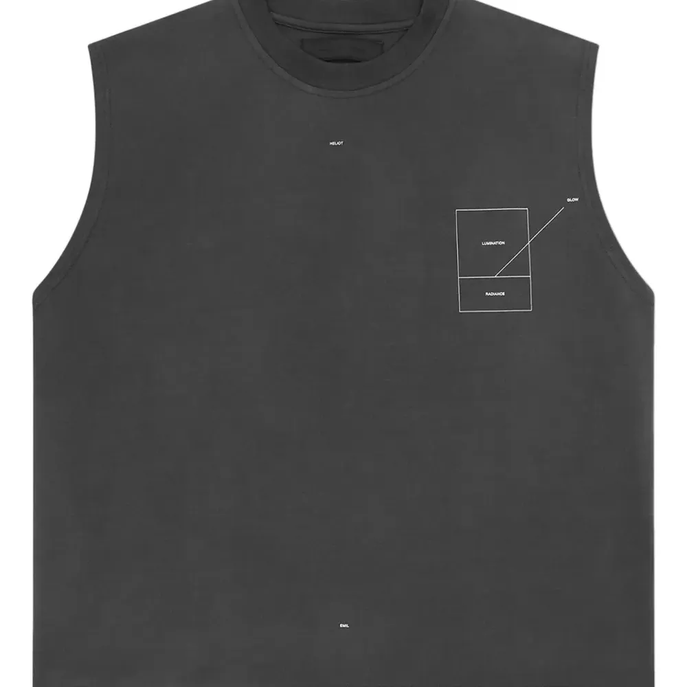 Топ с графичным принтом Топ с графичным принтом