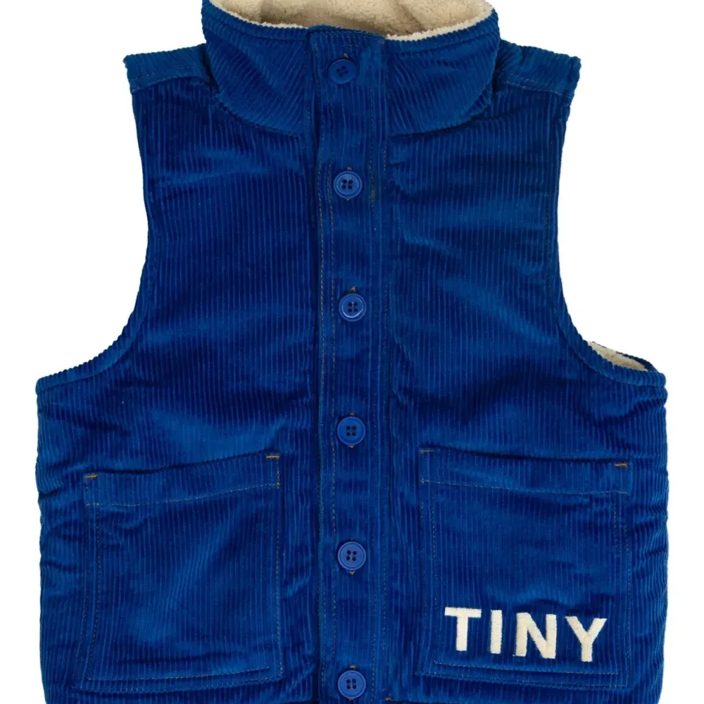 Жилет на пуговицах Жилет на пуговицах