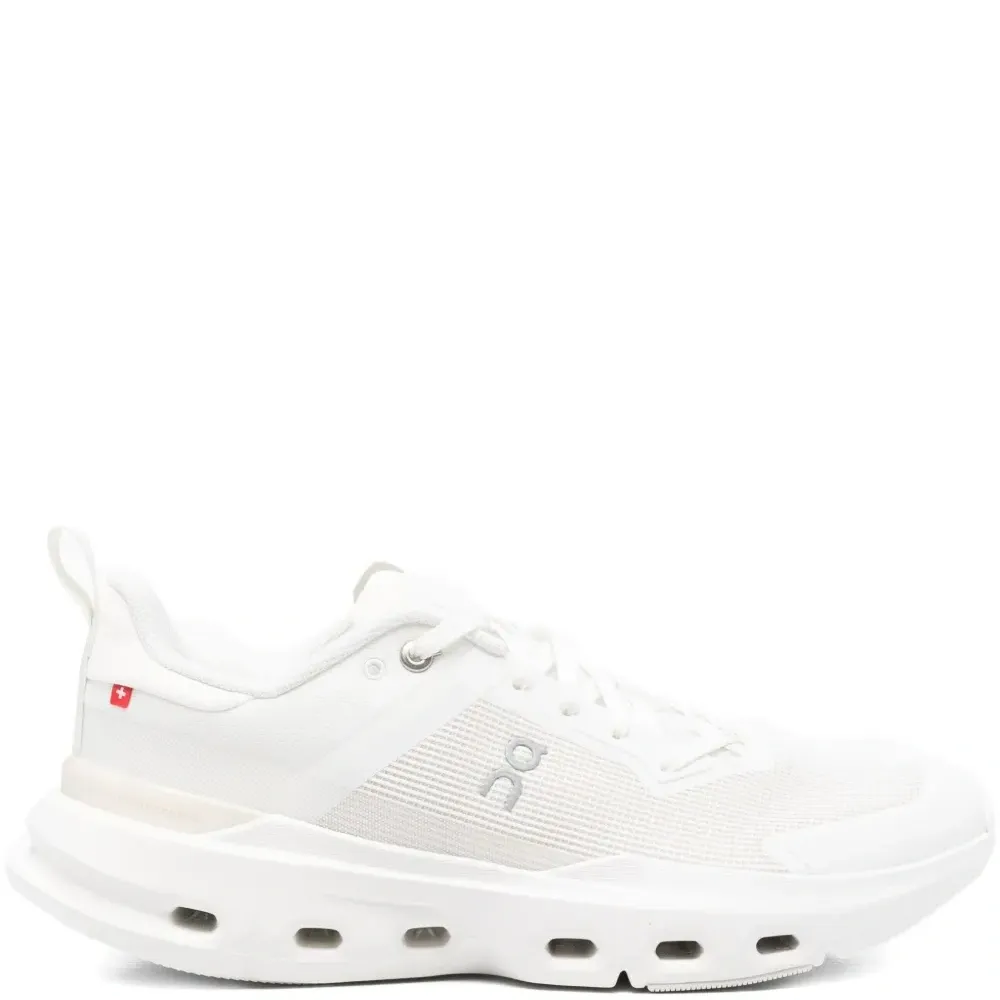 Кроссовки Cloudpulse Next на шнуровке