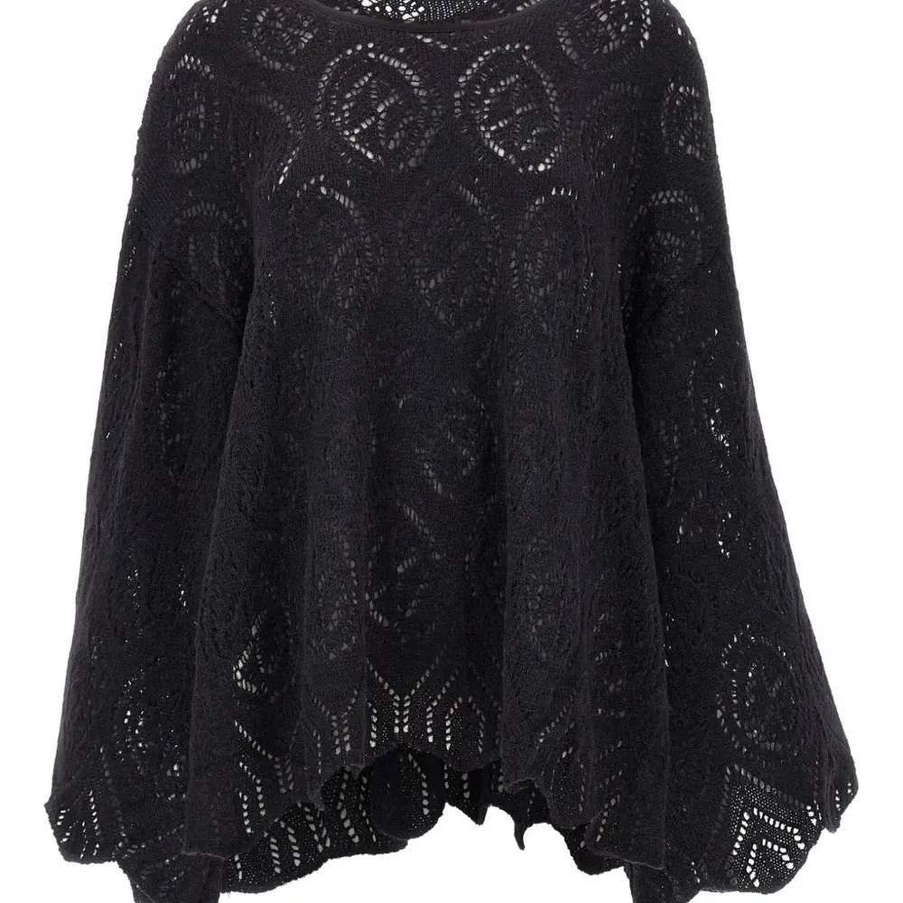 Свитер с широкой вязкой и широкими рукавами Свитер с широкой вязкой и широкими рукавами