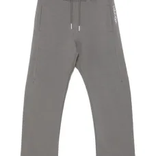 Брюки с вышитым логотипом