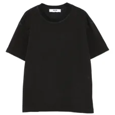 Футболка с вышитым логотипом