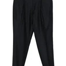 Классические брюки с складками Классические брюки с складками