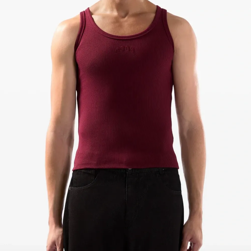 Топ с вышитым логотипом Топ с вышитым логотипом