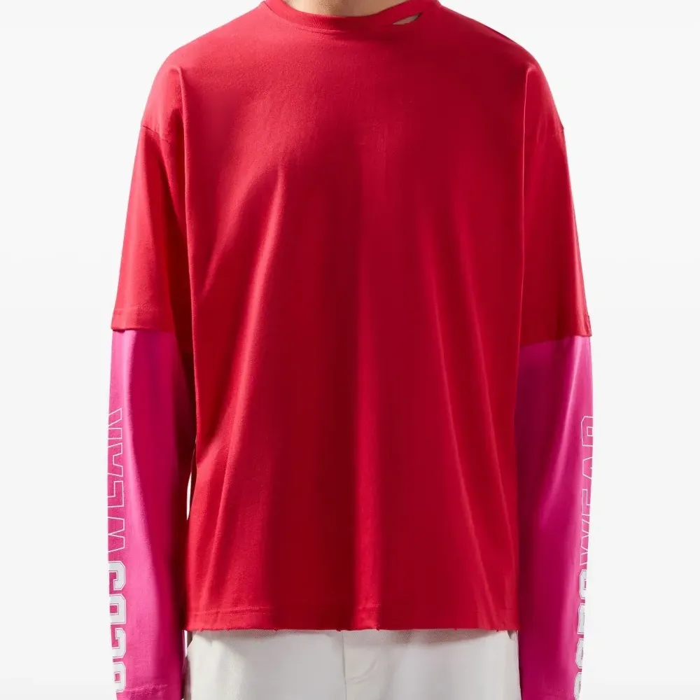 Футболка с длинными рукавами