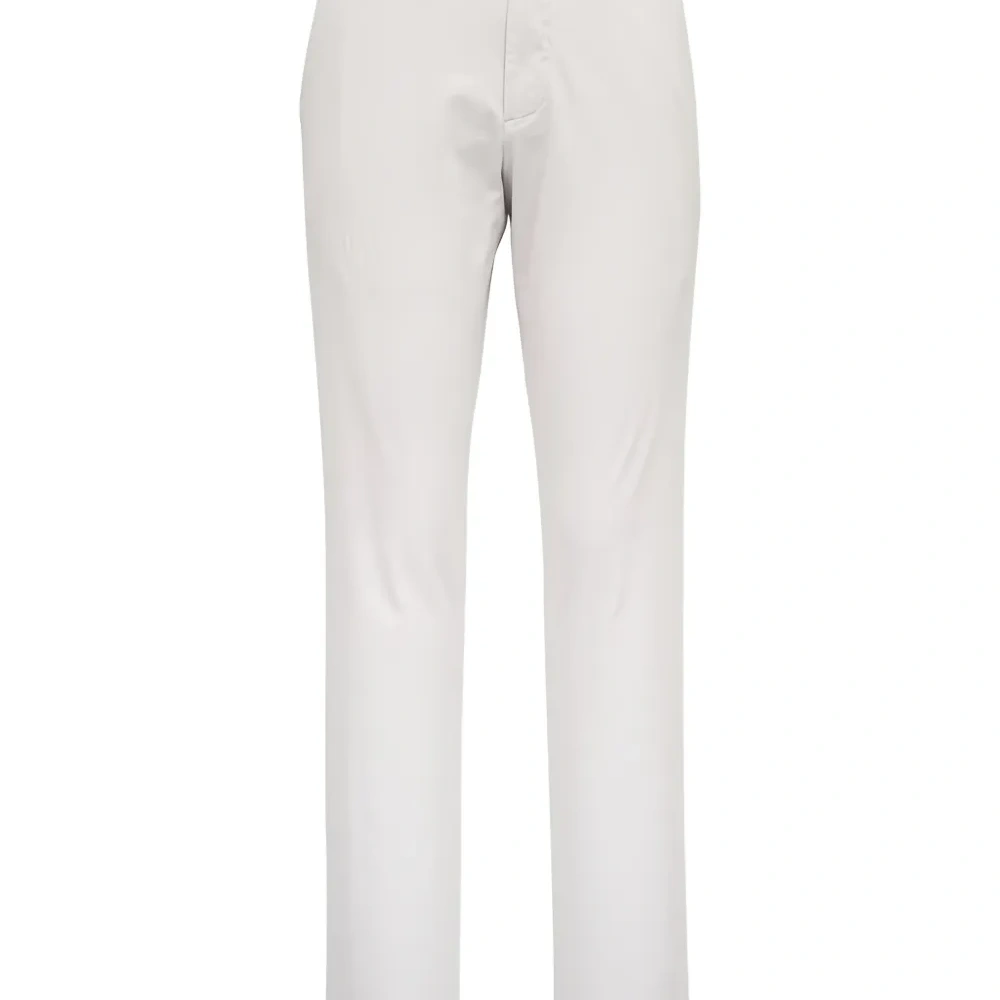 Брюки на пуговицах