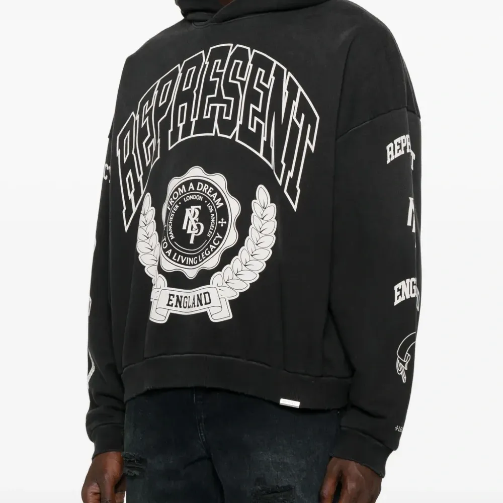 Толстовка с графическим принтом