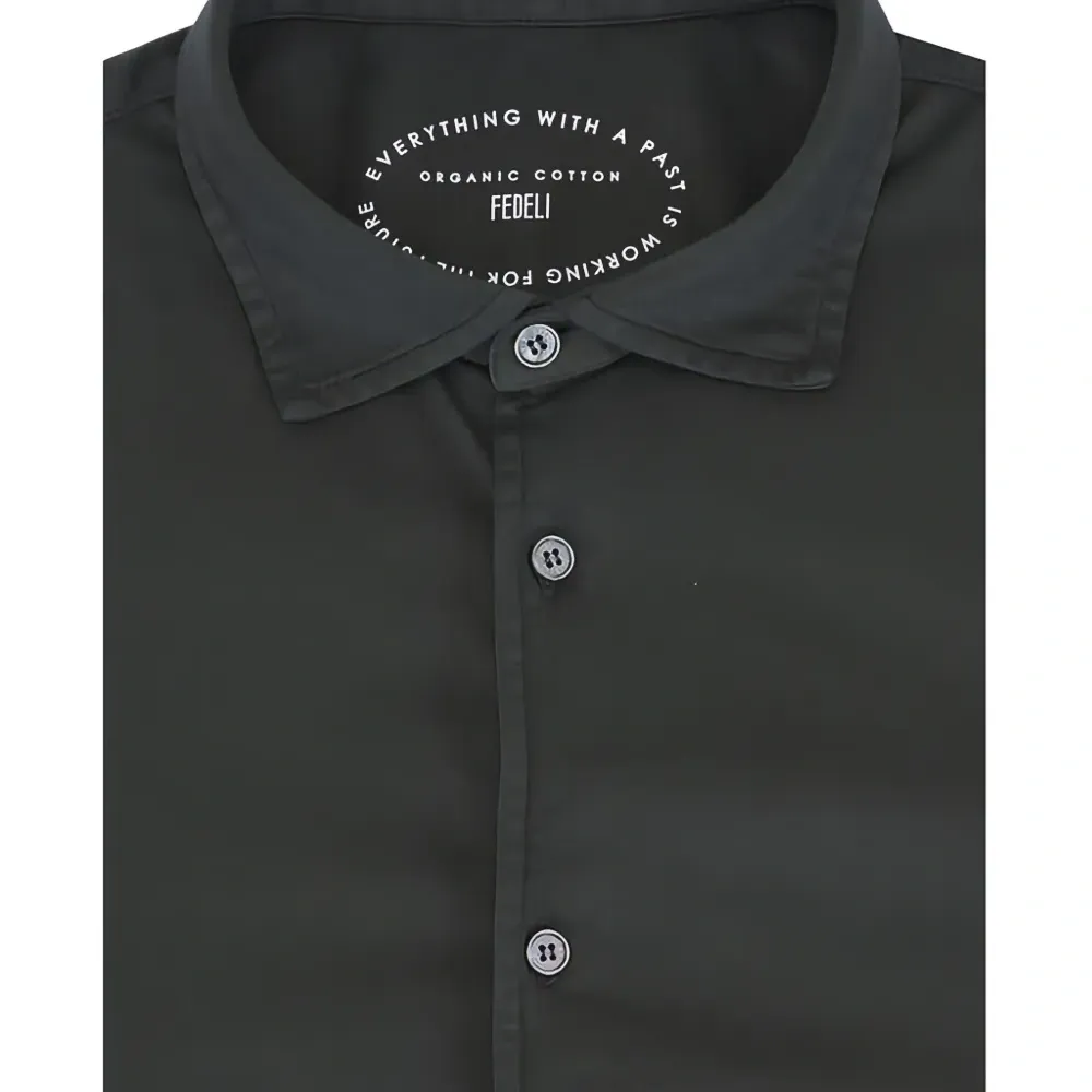 Рубашка на пуговицах с воротником