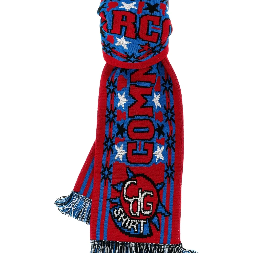 Шарф с бахромой и интарсией