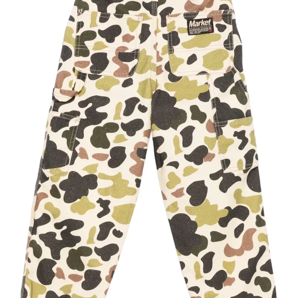 Брюки с камуфляжным принтом