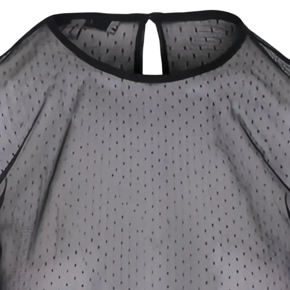 Блузка с длинными рукавами