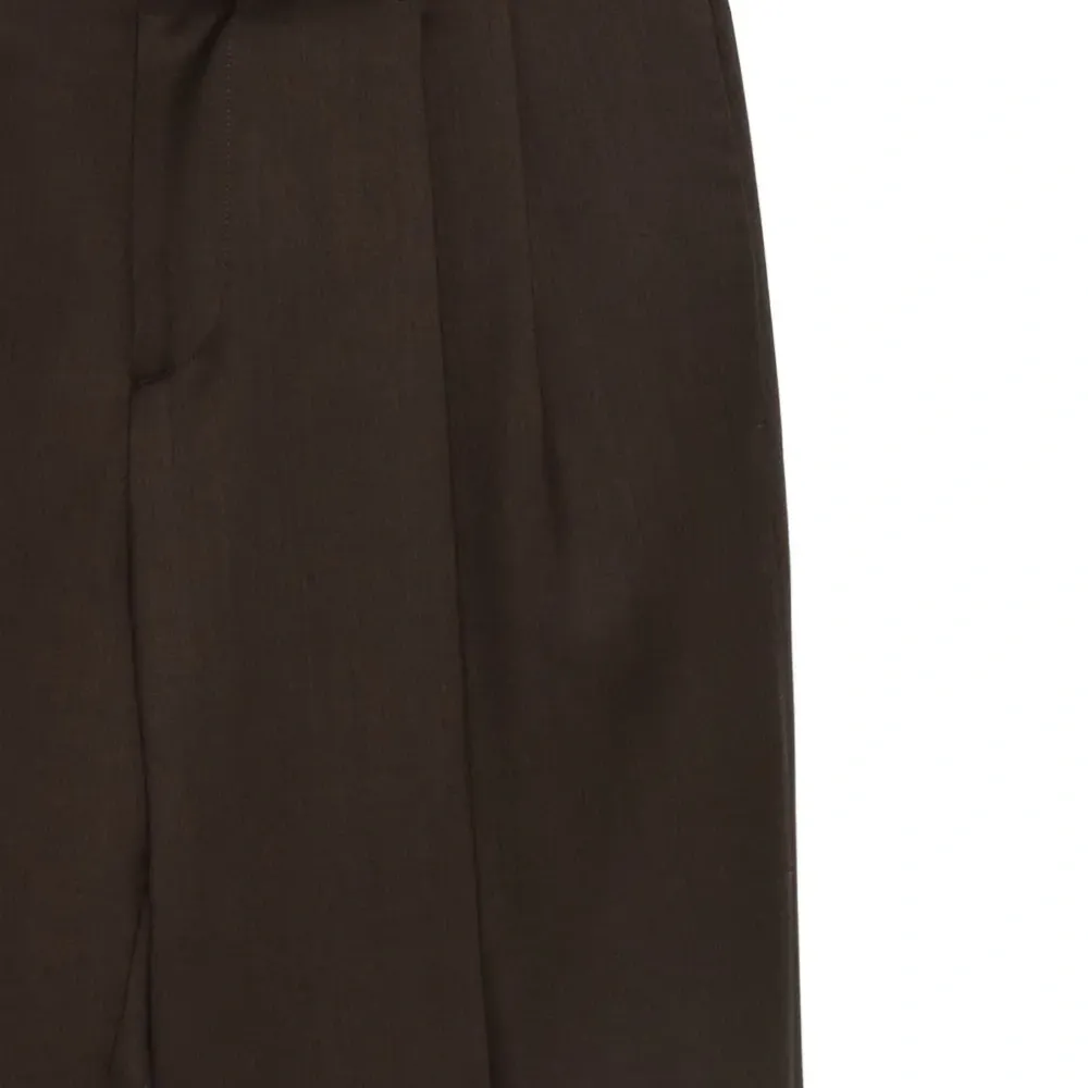 Брюки прямого кроя со складками