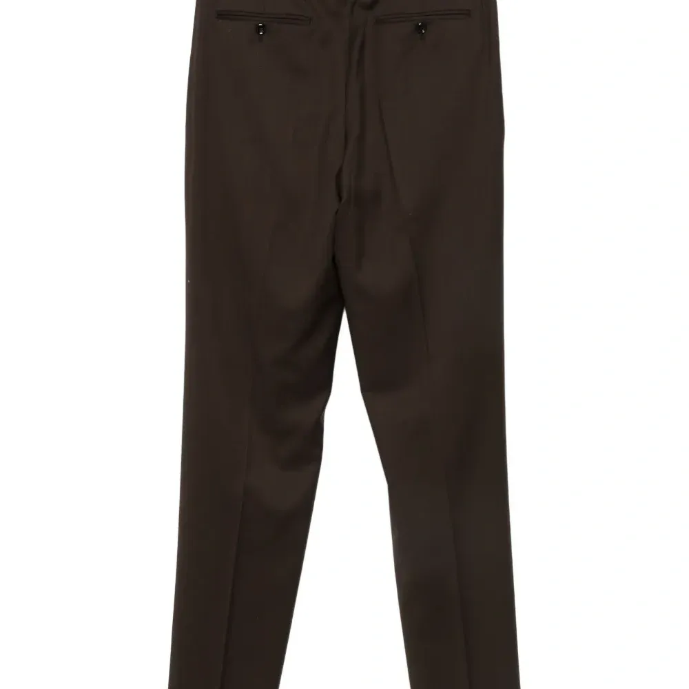 Брюки прямого кроя со складками