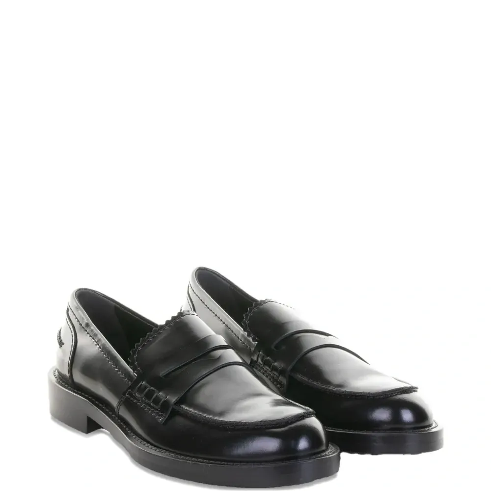 Кожаные лоферы Pretty Indio