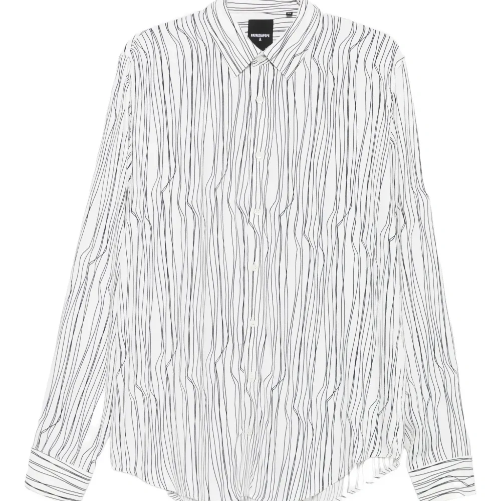 Свободная рубашка с графическим принтом