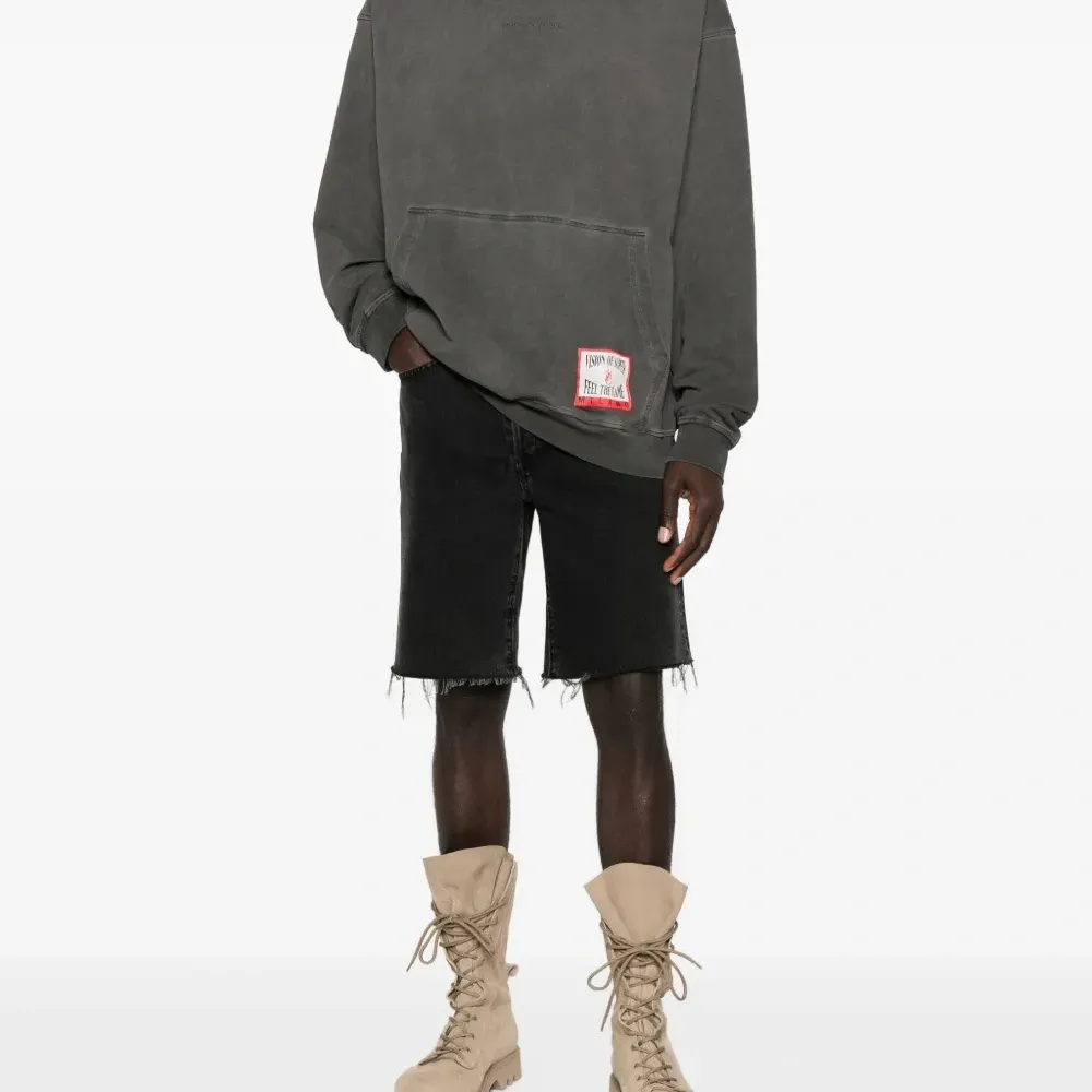 Худи с нашивкой-логотипом Худи с нашивкой-логотипом