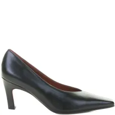 Туфли-лодочки из кожи с заострённым носком, каблук 70 мм