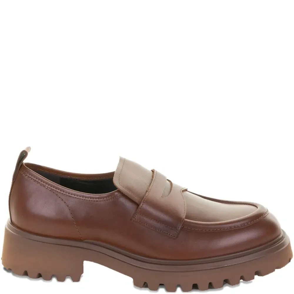 Кожаные лоферы с перемычкой