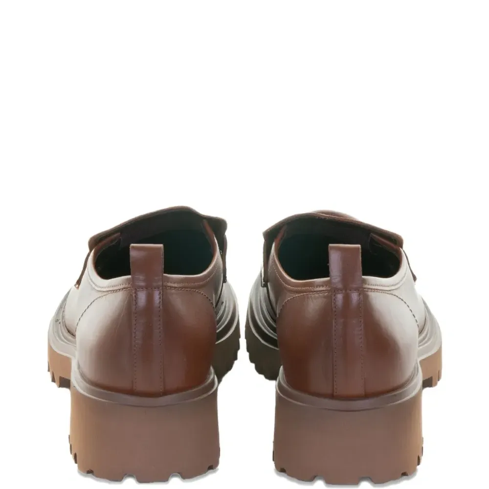 Кожаные лоферы с перемычкой