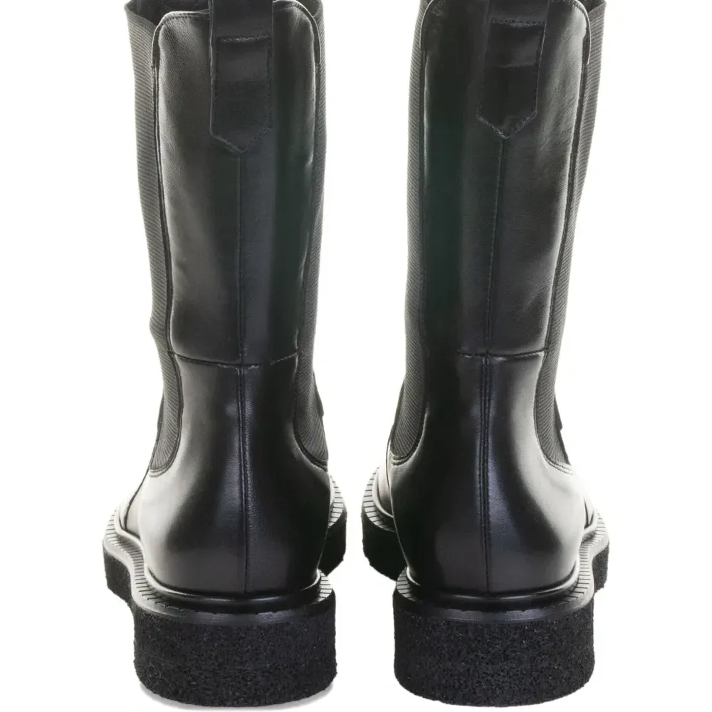 Кожаные челси с эластичными вставками