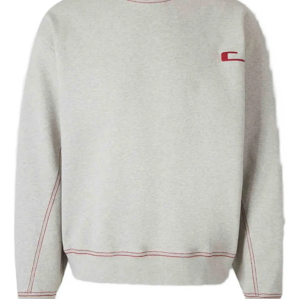 Свитшот с вышивкой и круглым вырезом