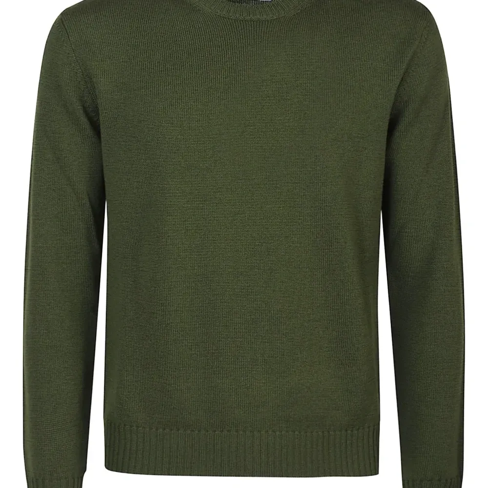 Шерстяной свитер с круглым вырезом