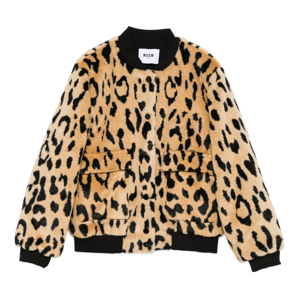 Бомбер из искусственного меха