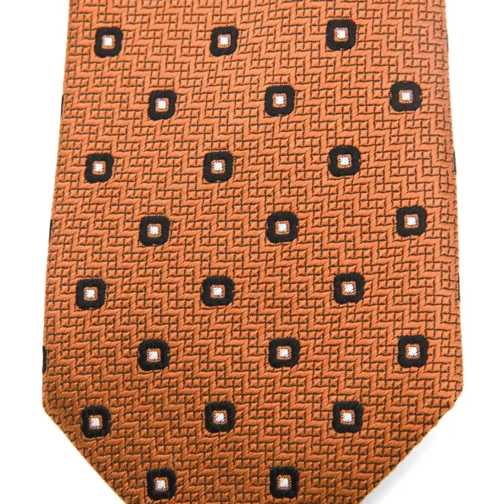 Галстук с геометрическим узором