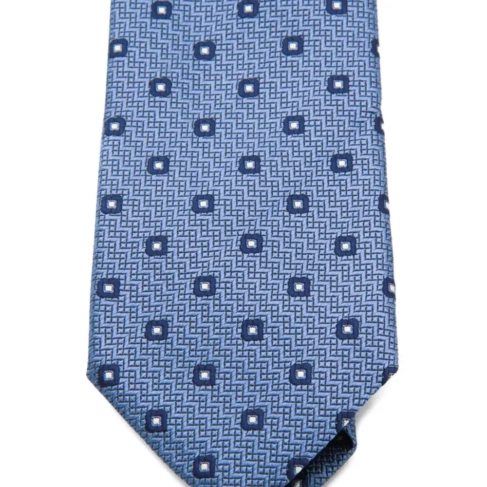 Галстук с геометрическим узором