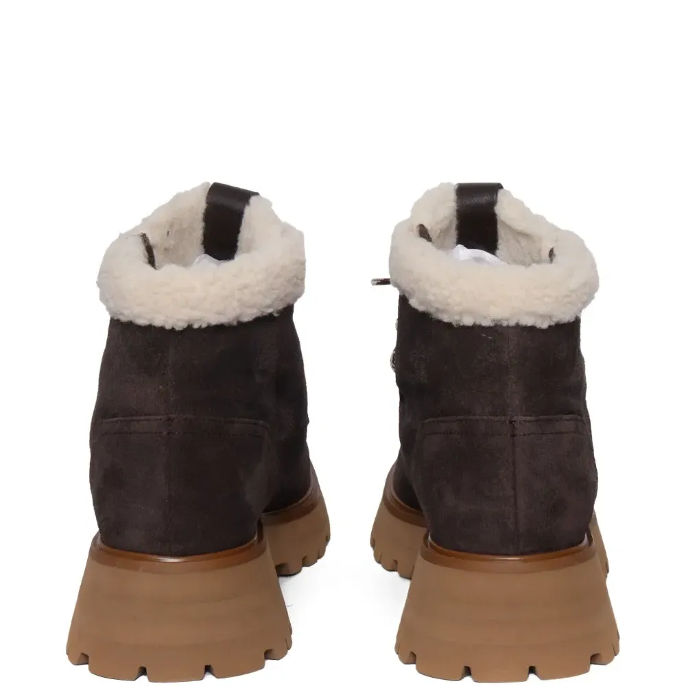 Ботинки из овчины на шнуровке Ботинки из овчины на шнуровке