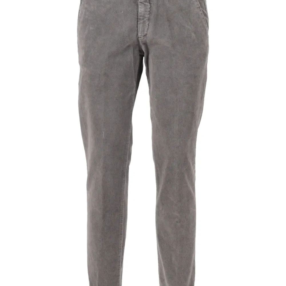 Брюки на пуговицах