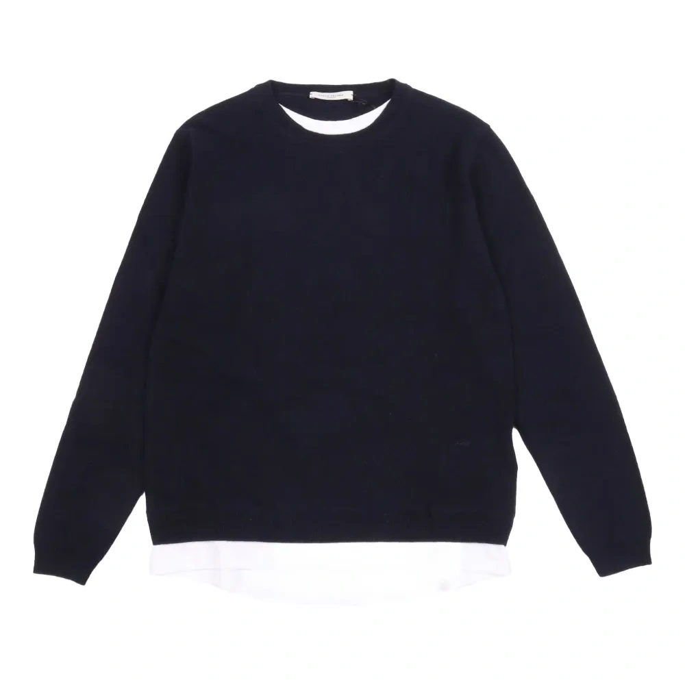 Свитер с круглым вырезом