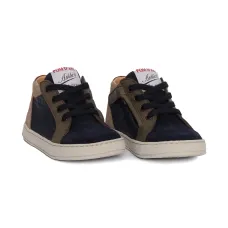 Кроссовки с перфорацией Кроссовки с перфорацией