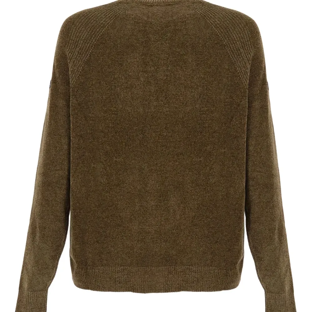 Футболка с круглым вырезом