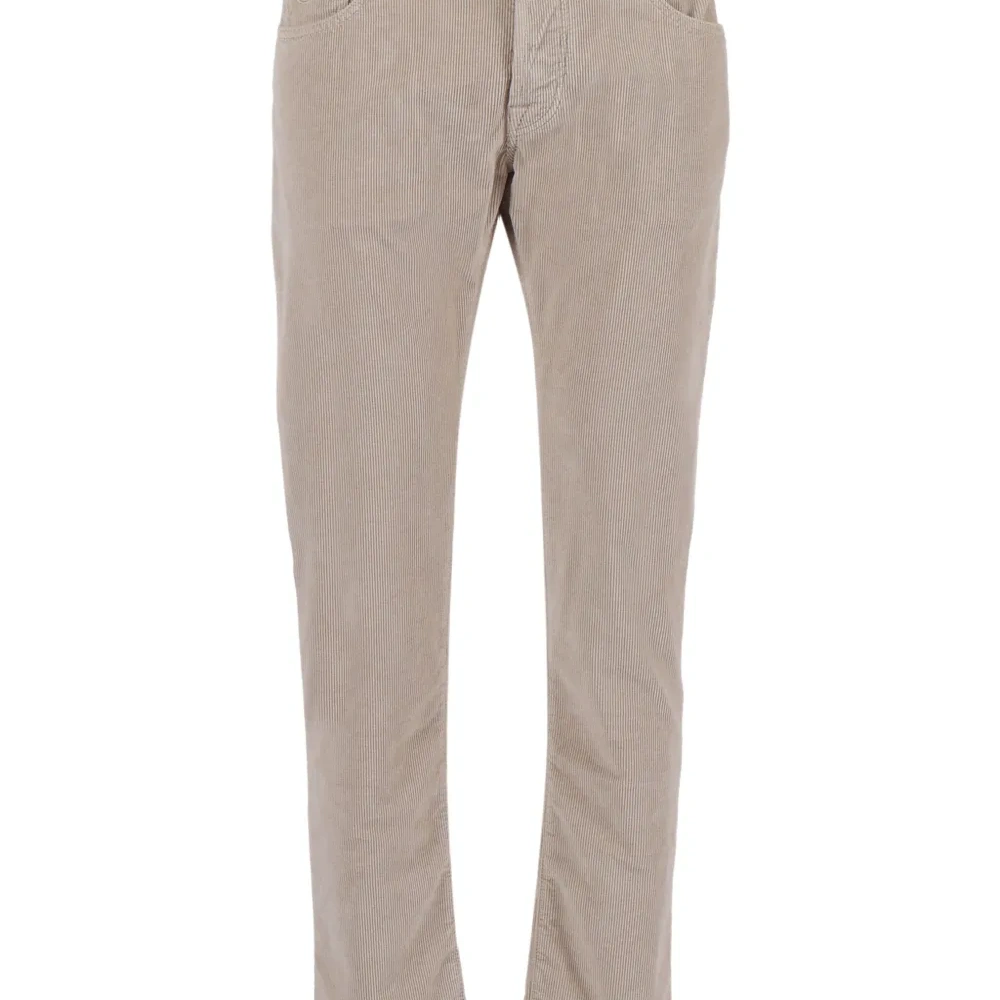 Вельветовые брюки с пятью карманами