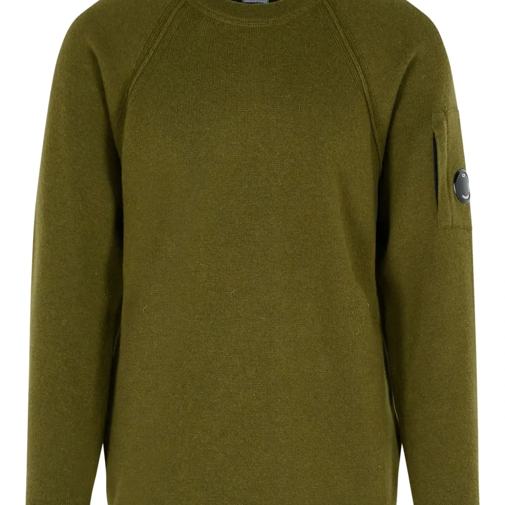 Кофта в рубчик с круглым вырезом