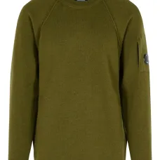 Кофта в рубчик с круглым вырезом