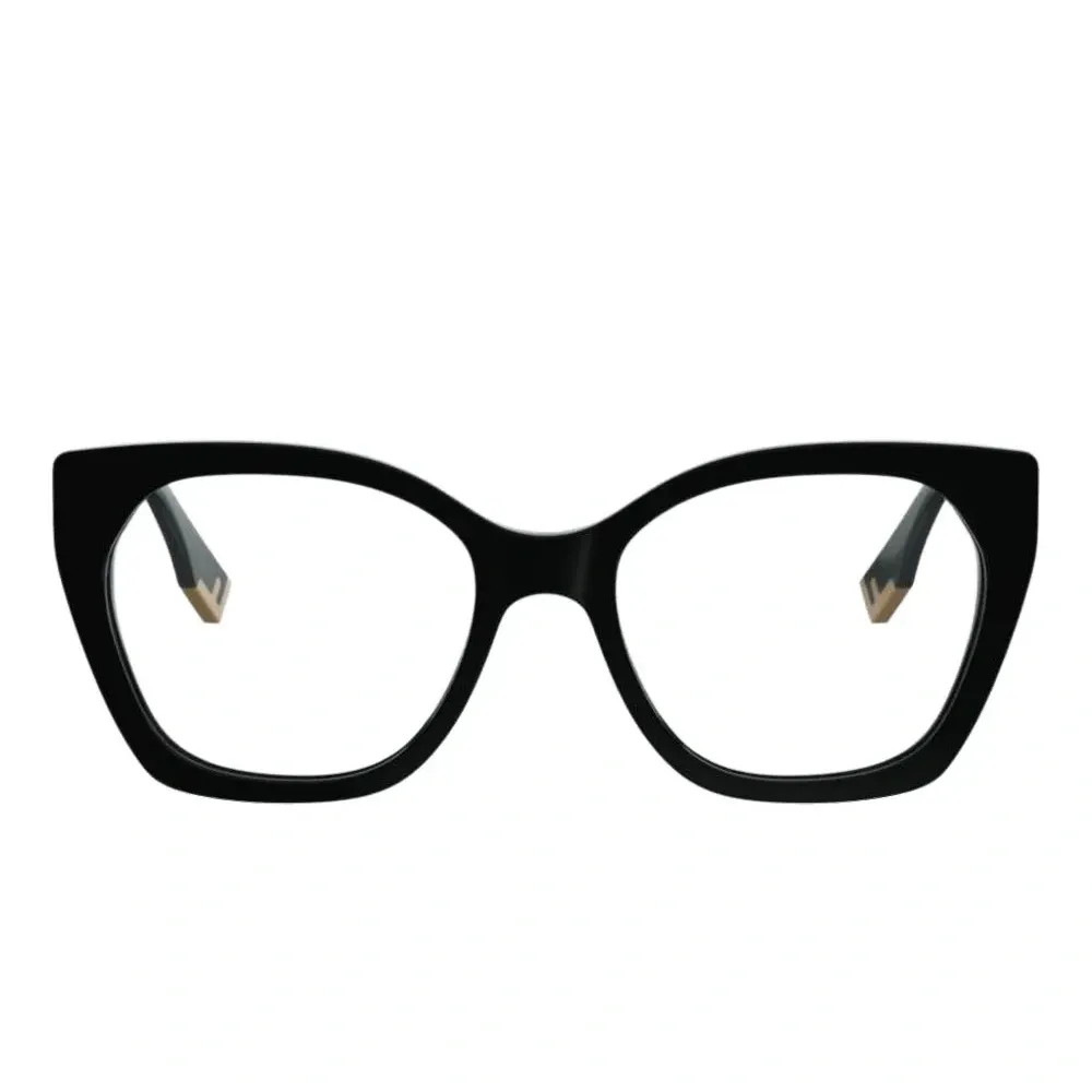 Очки в форме "кошачий глаз"