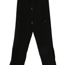 Спортивные брюки с вышитым логотипом Спортивные брюки с вышитым логотипом