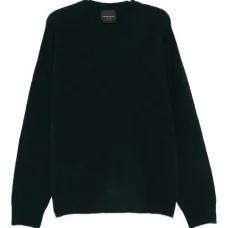 Свитер с круглым вырезом