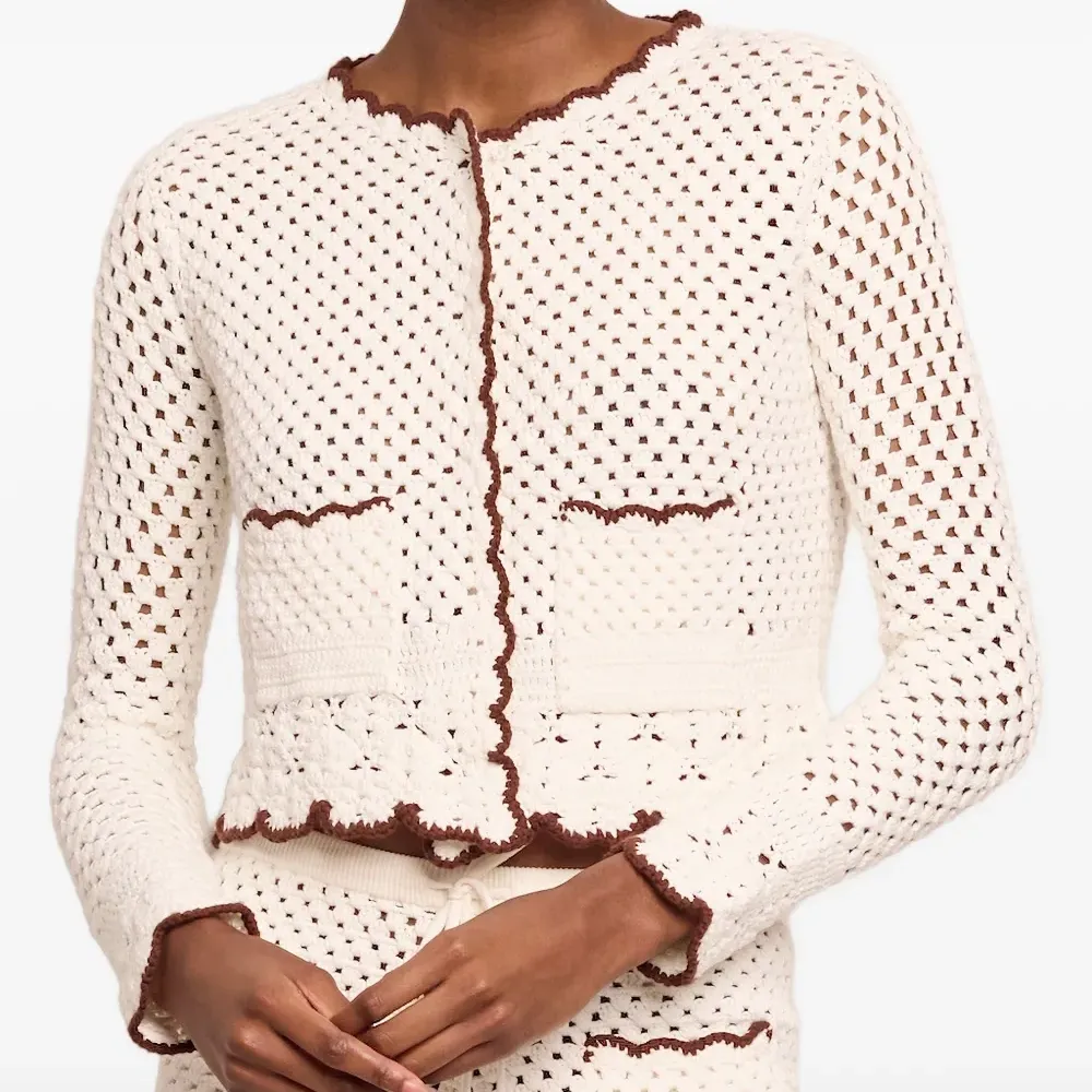 Кардиган в технике кроше с фестонами Кардиган в технике кроше с фестонами